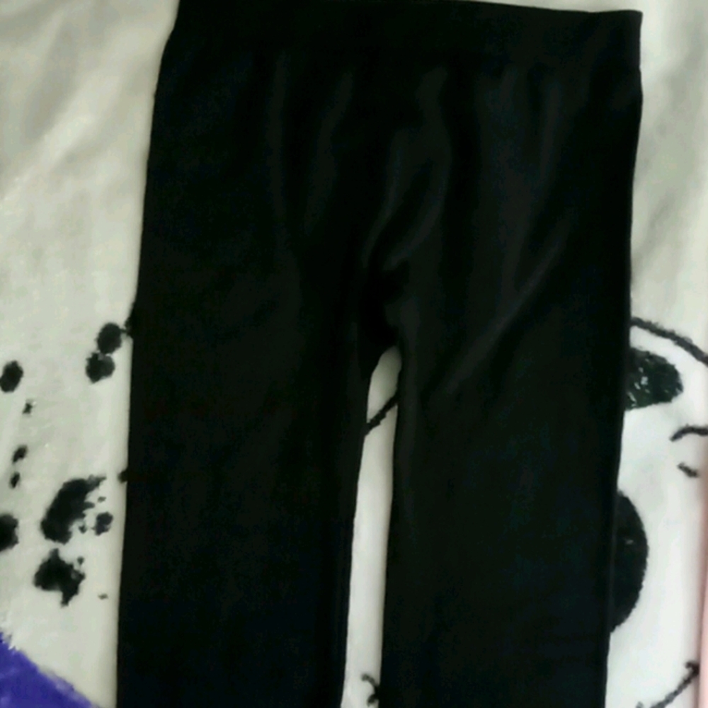 2 pair leggings